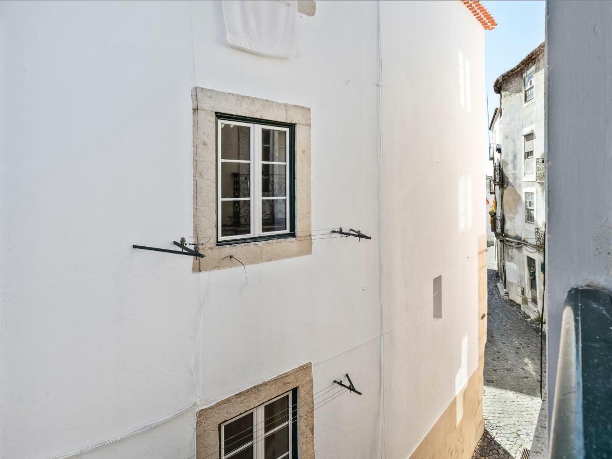 Lisbon Alfama Street View Apartment Bagian luar foto
