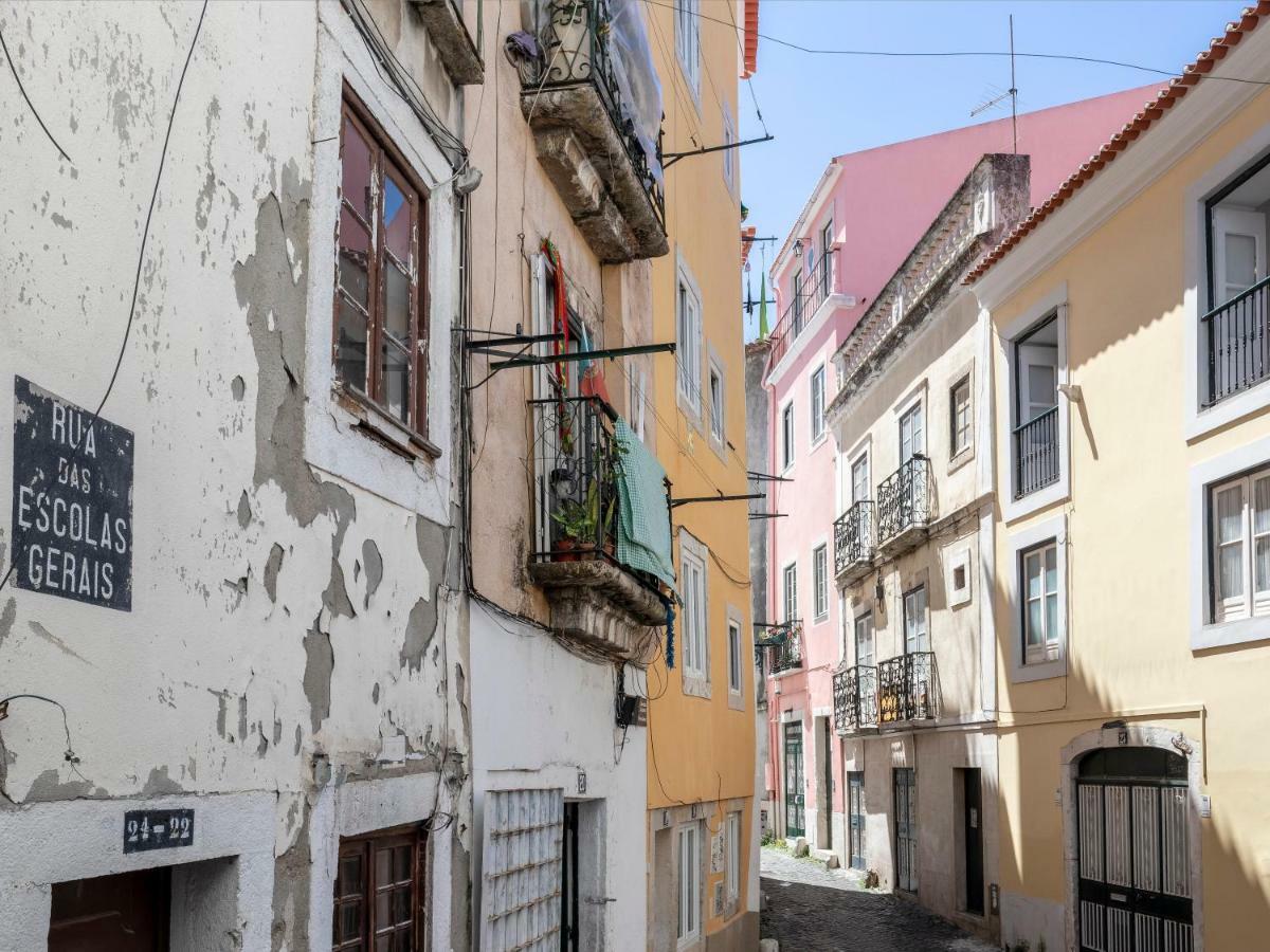 Lisbon Alfama Street View Apartment Bagian luar foto