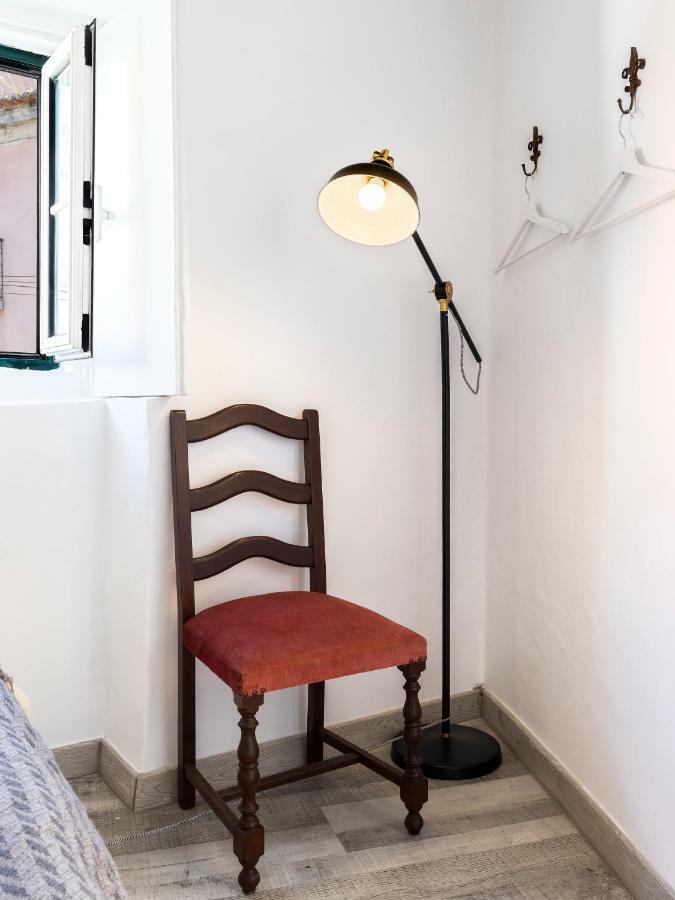 Lisbon Alfama Street View Apartment Bagian luar foto