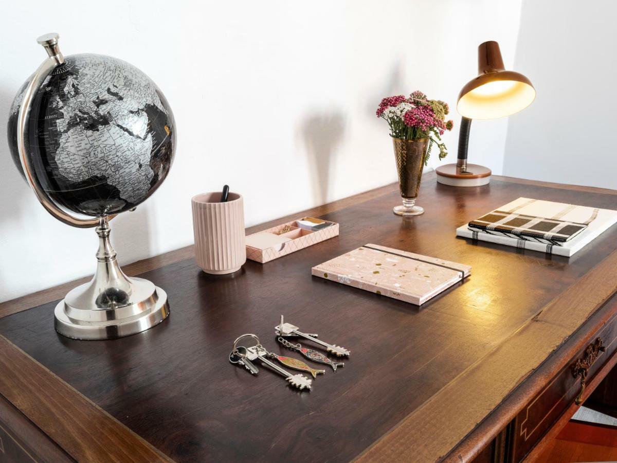 Lisbon Alfama Street View Apartment Bagian luar foto